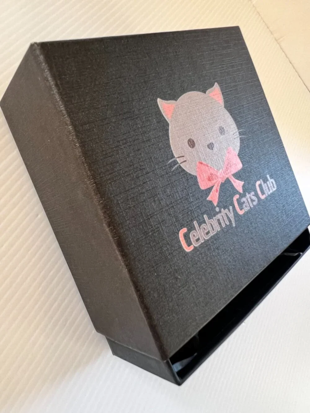CELEBRITY CAT CLUB elegance inspired
